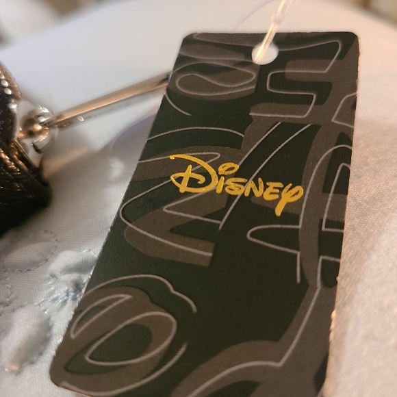 Disney Wallet Brand New With Tags - Picture 5 of 6